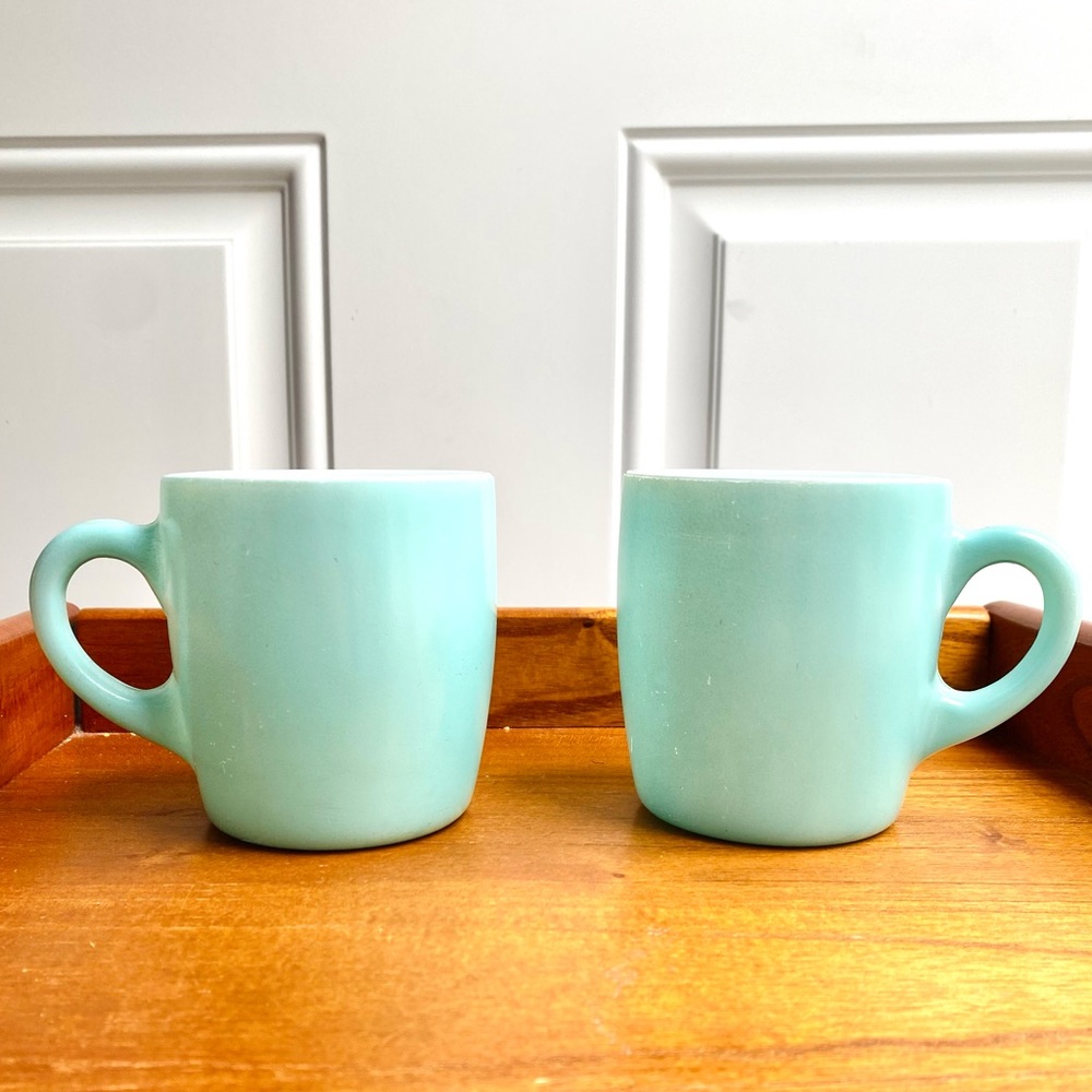 Vintage Hazel Atlas Turquoise Robins Egg Milk Glass Mugs - Picture 2 of 2